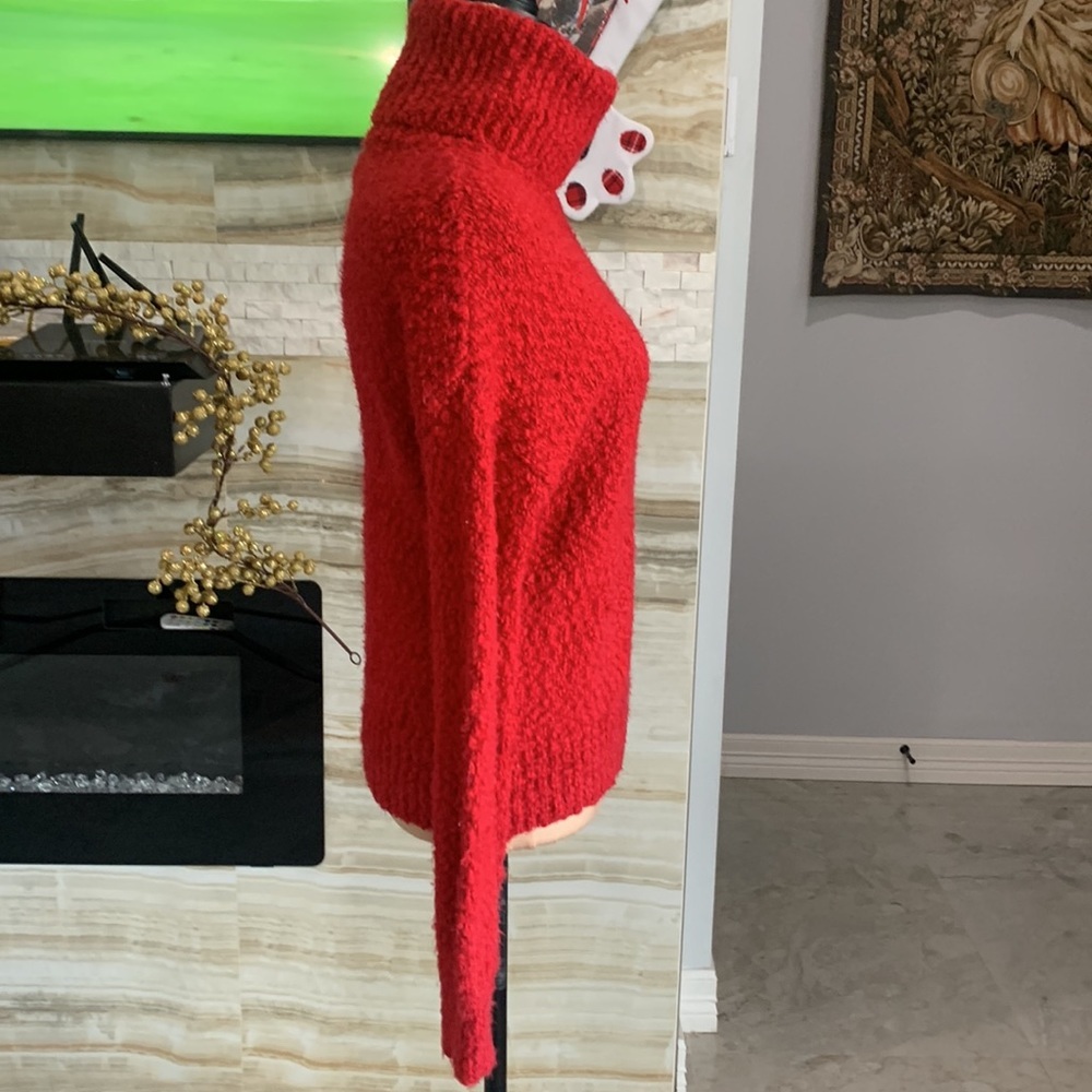 Yet Again New With Tags Chunky TurtleNeck Red Sweater. Size S - Picture 2 of 6